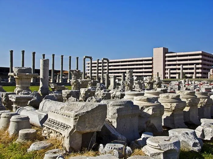 Smyrna Agora Antik Kenti