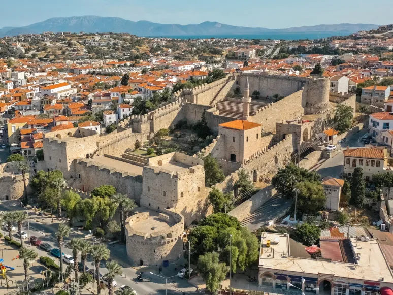 Çeşme Kalesi